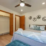 Summit Cabin Stunning Home Loaded With Amenities