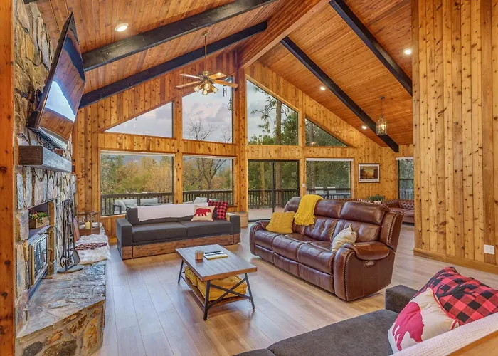 Summit Cabin Stunning Home Loaded With Amenities